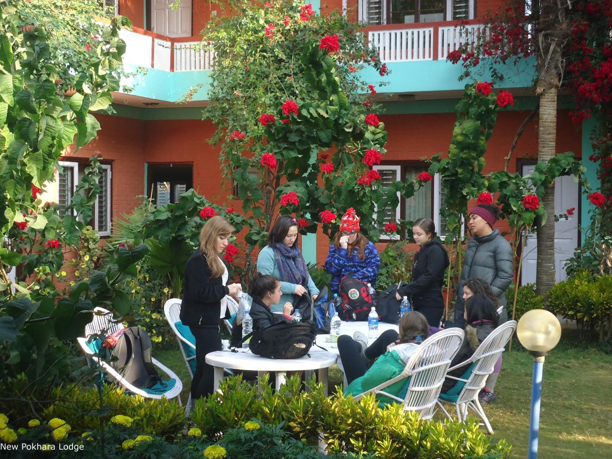 New Pokhara Lodge - Pokhara Lakeside Dış mekan fotoğraf