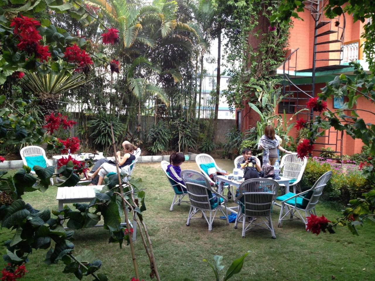 New Pokhara Lodge - Pokhara Lakeside Dış mekan fotoğraf